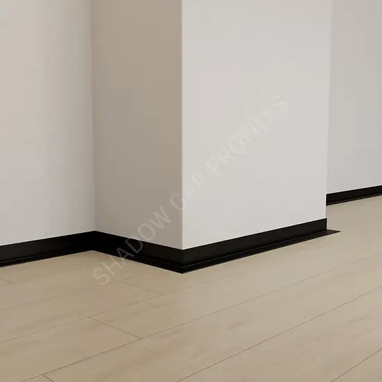 MVP172 Wall-Mounted Aluminium Skirting · 22 mm
