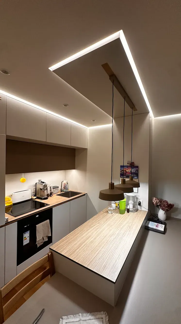 Floating ceiling island with integrated LED